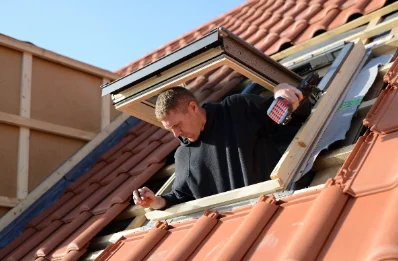 Pose de fenêtres de toit Velux à Mijoux